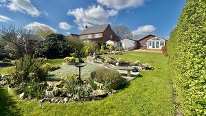 Photo 11- click for photo gallery